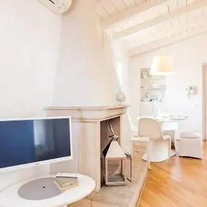  Appartamento Di Punto In Bianco Italia